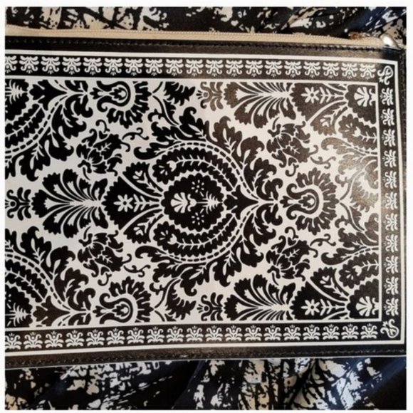 Kate Spade Taft Street Harriet Queen of Spades Card Wristlet bag nwot - Picture 6 of 6